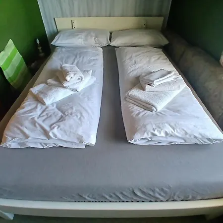 App Am Bis 2 Personen32.etage *